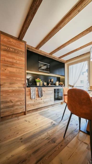 Alpine Suite - Cervinia Breuil-Cervinia Bagian luar foto