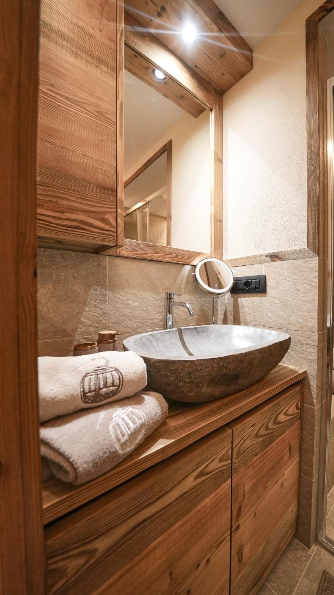 Alpine Suite - Cervinia Breuil-Cervinia Bagian luar foto